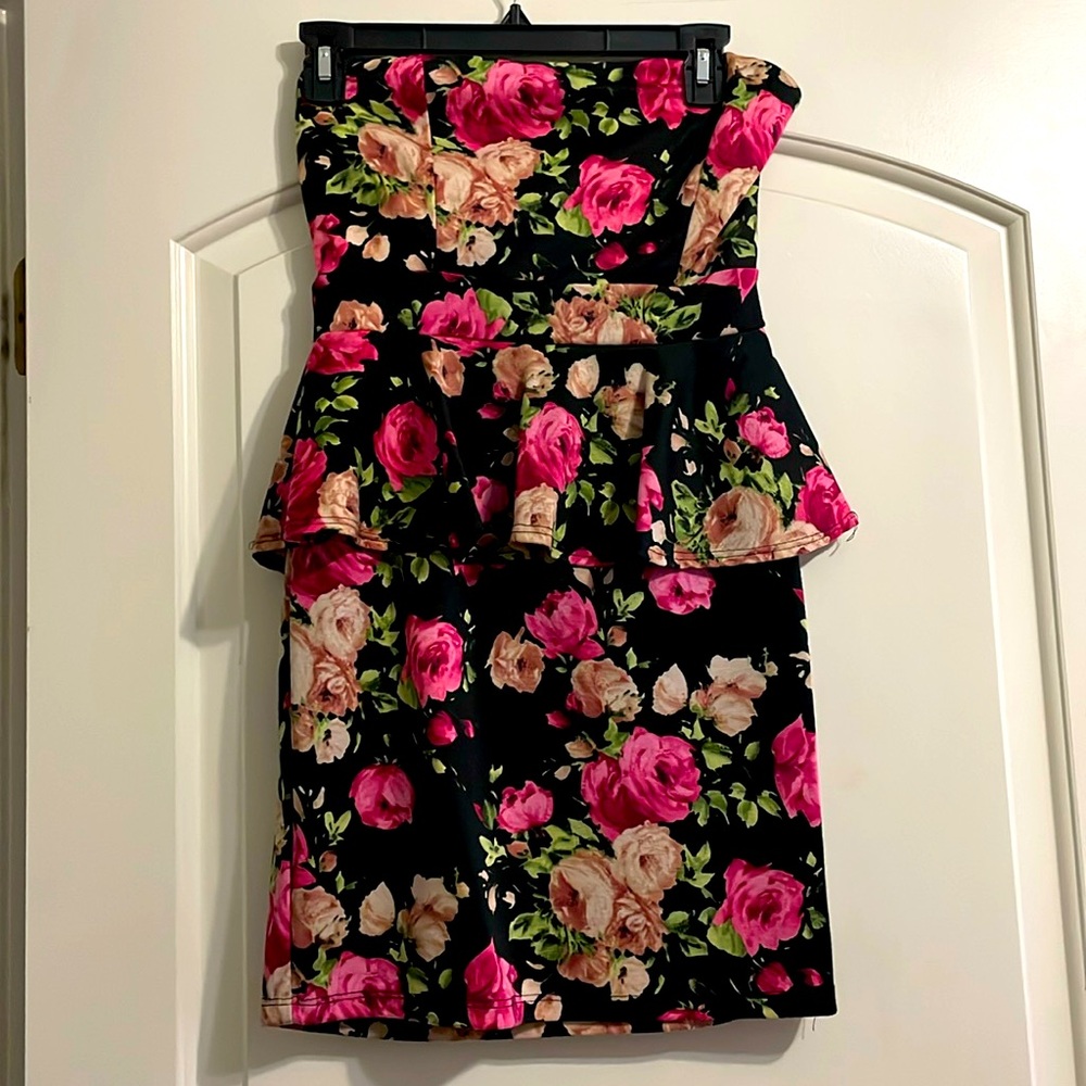 Floral Y2K Strapless Dress